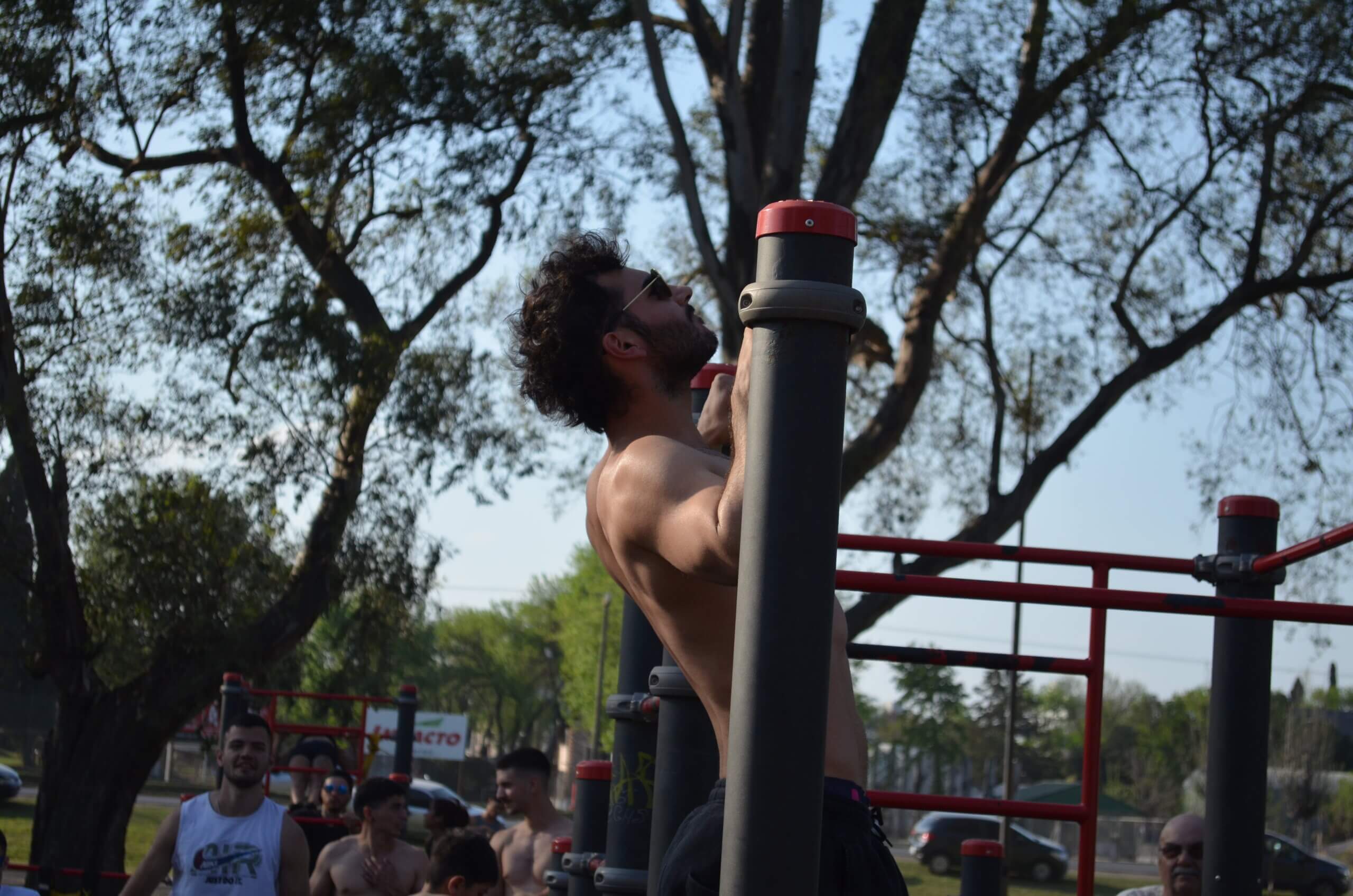 Cómo hacer dominadas correctamente: Guía completa paso a paso