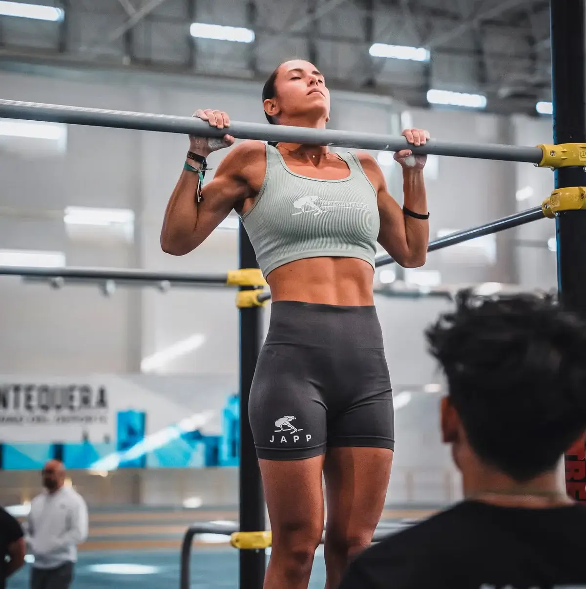 Marina Canals atleta de calistenia destacada en España.